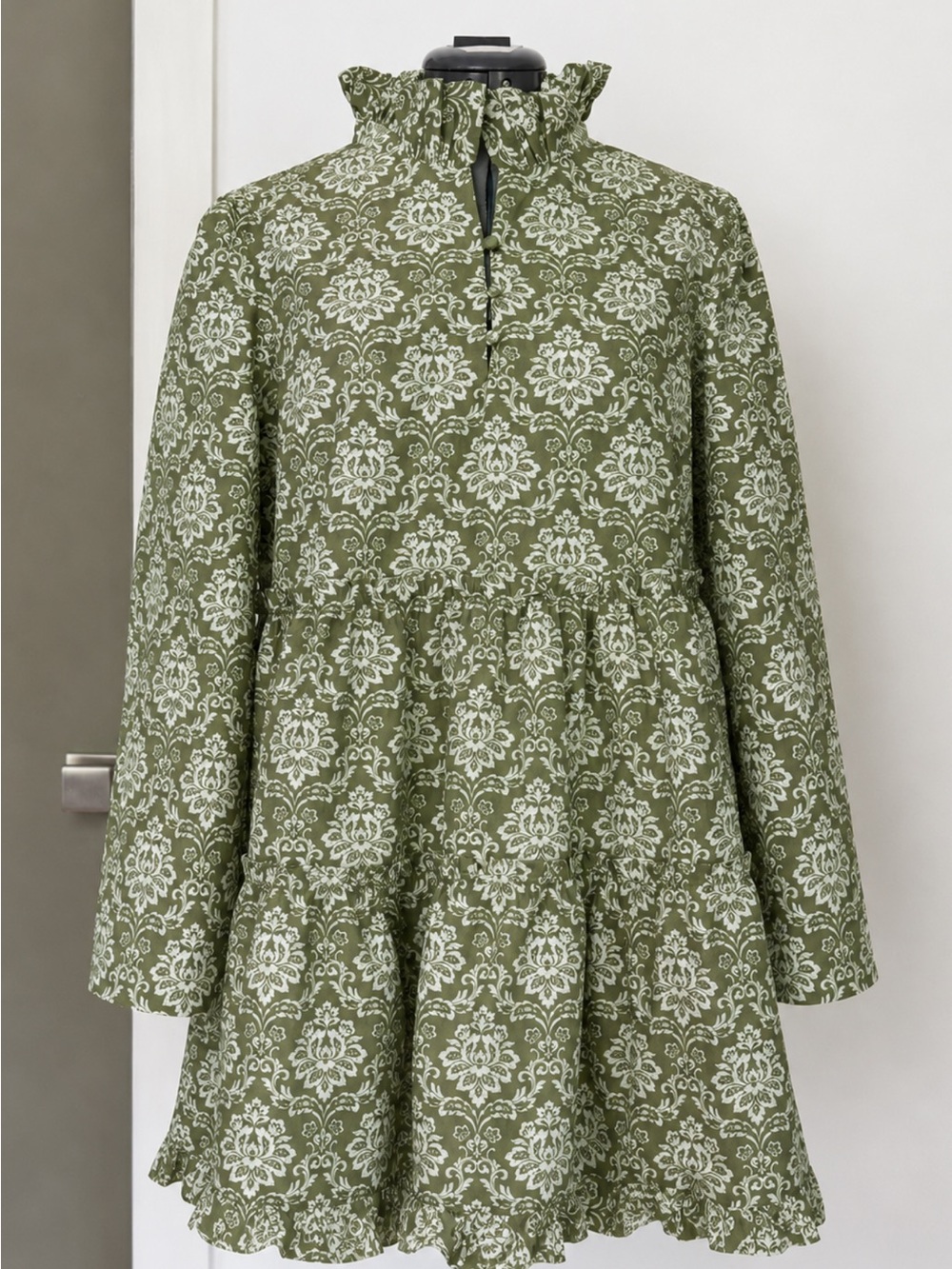 Hyacinth House Russell Mini Dress Olive Floral S NWT Tuckernuck